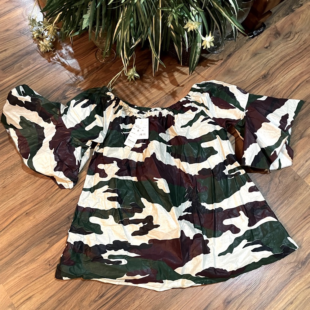 LAPOGEE WIDE BELL SLEEVES LADIES TOP IN BEAUTIFUL PURPLE & GREEN HAS SHEEN SZ:L